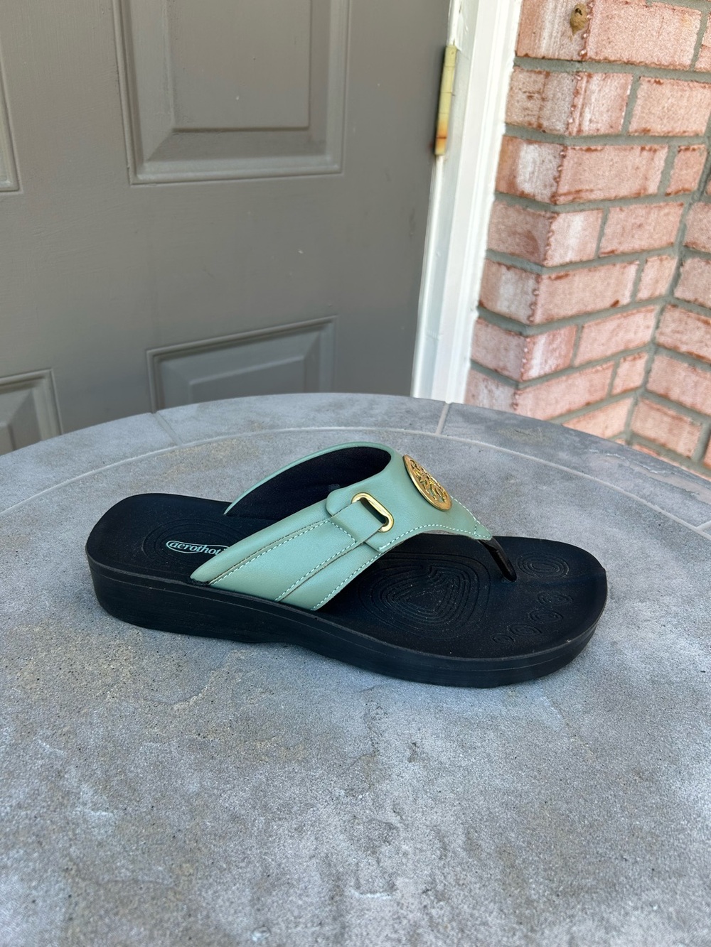 Aerothotic Green Mirage Platform Thong Sandals